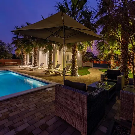Luxury Villa Agape Palm Beach Tennisplatz Privlaka  Exterior photo
