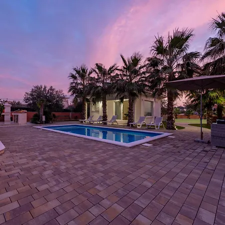 Luxury Villa Agape Palm Beach Tennisplatz Privlaka  Exterior photo