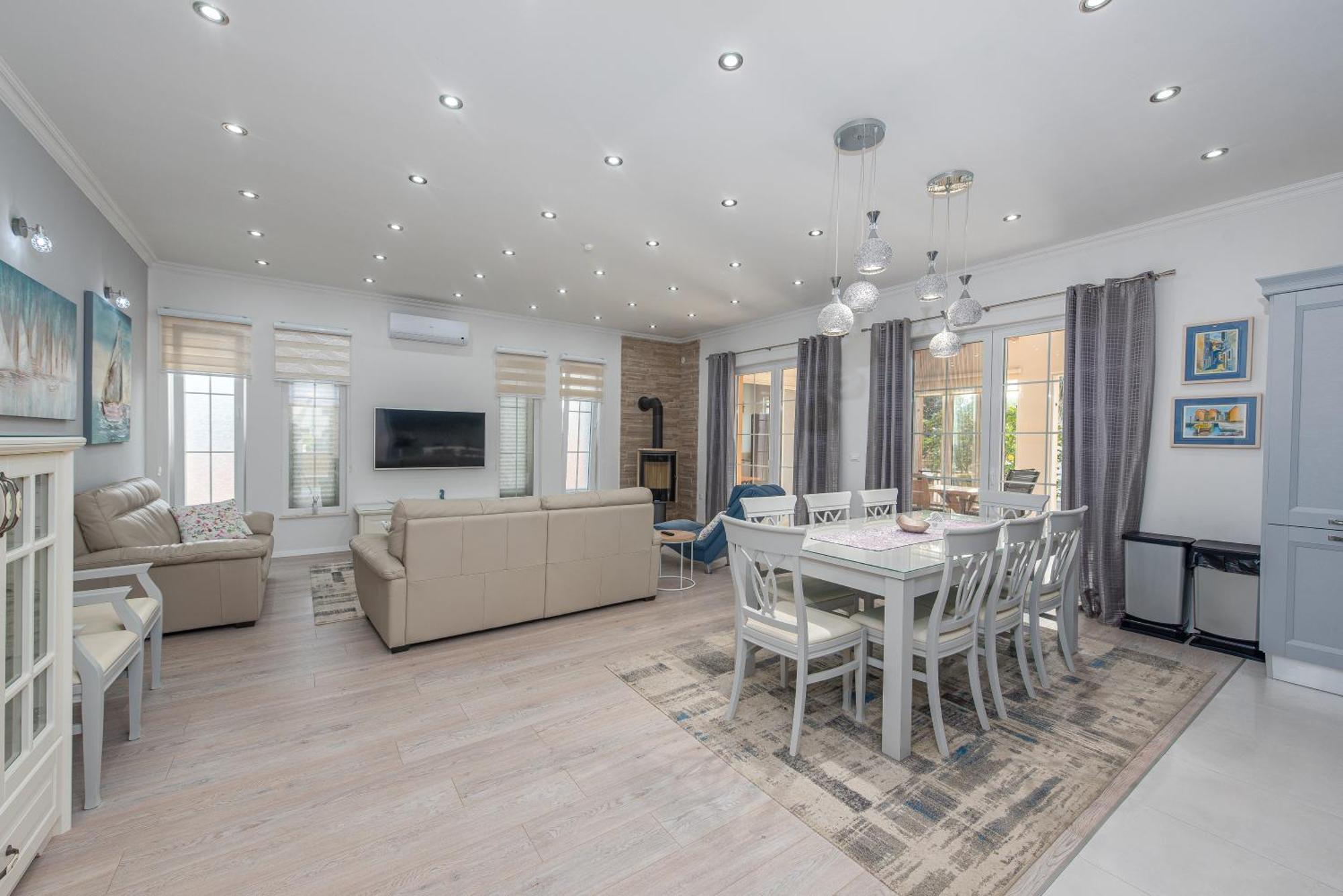 Villa Luxury Agape Palm Tennisplatz